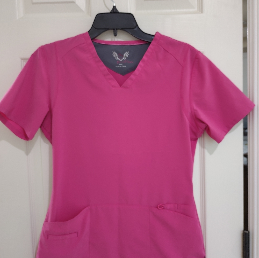 Smitten XS Pink Scrub Top